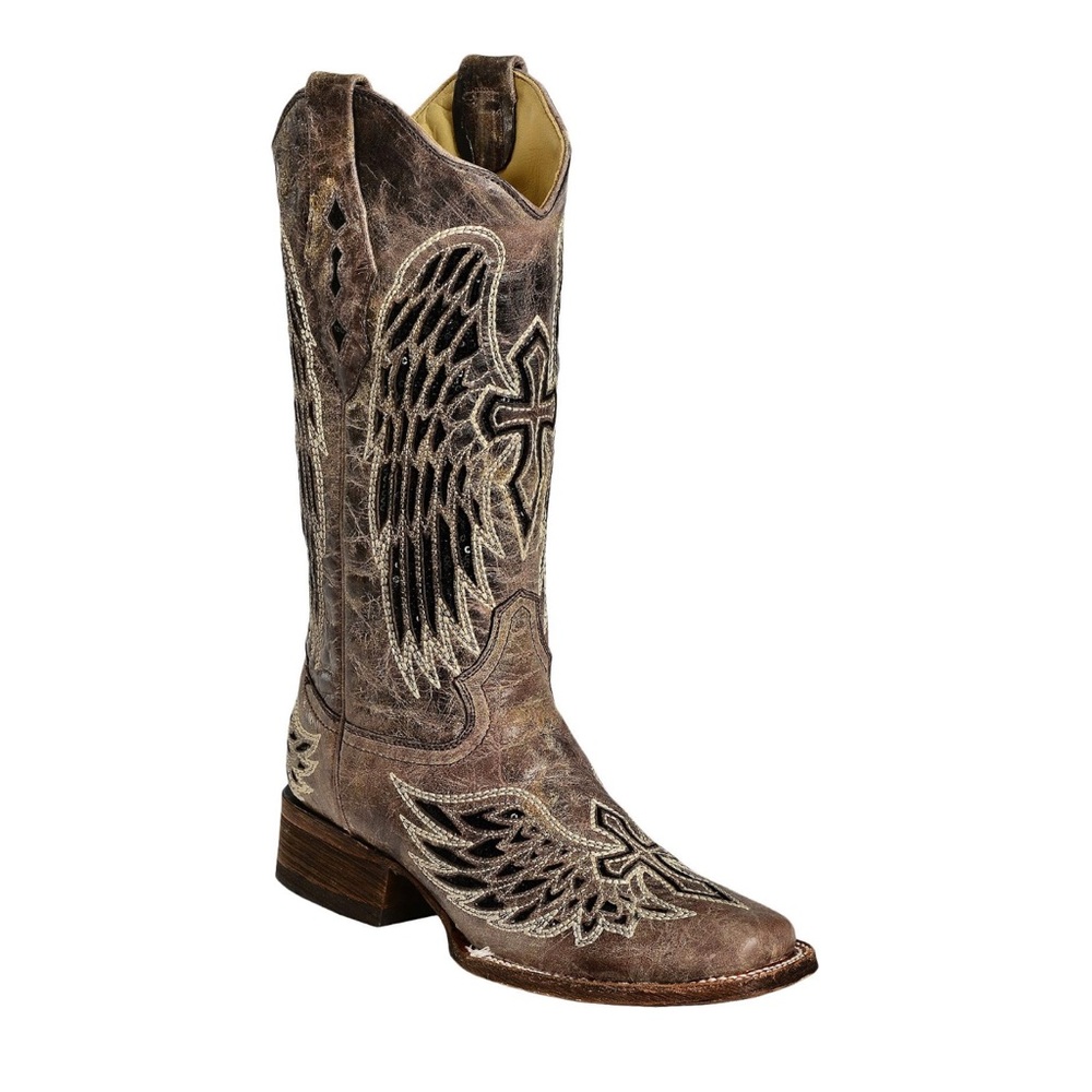 7 1/2 Women’s Corral boots, used, cross, wings